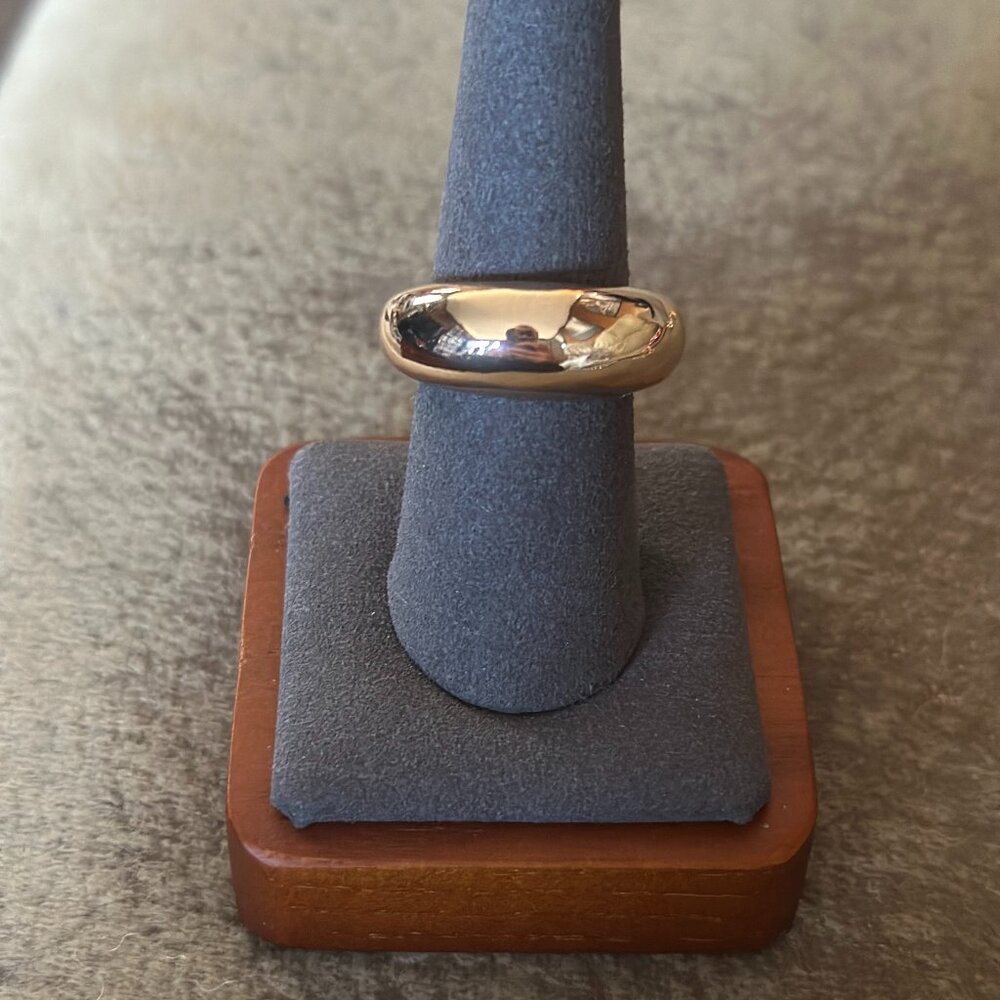 chunky gold tone statement ring sz 7